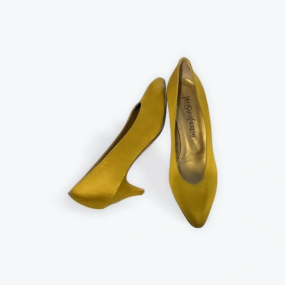 Vintage Yves Saint Laurent Satin Kitten Heel Pumps. Size 7. - Picture 2 of 7